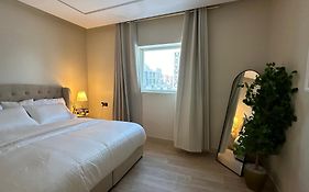 شقة دخول ذاتي Ram Apartment